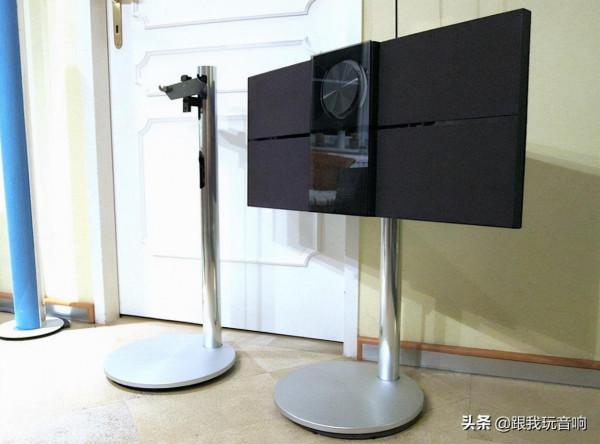 90年代B&;O Beosound 音響它是一個平板盒式收音機、錄音機、CD機 90年代B&;O Beosound 音響它是一個平板盒式收音機、錄音機、CD機