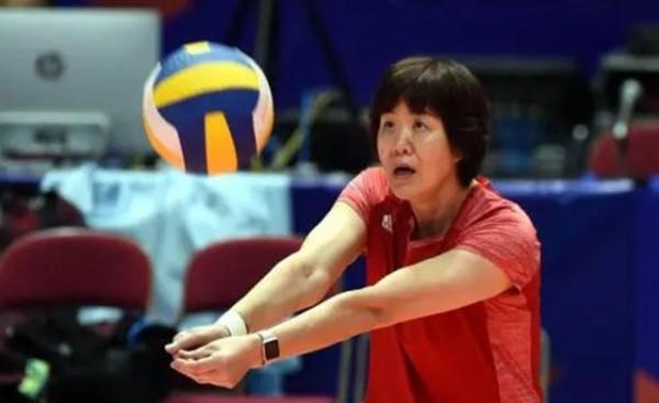 郎平女兒曬與弟弟合照，父親白帆為照顧她15年不娶，60歲2婚生子