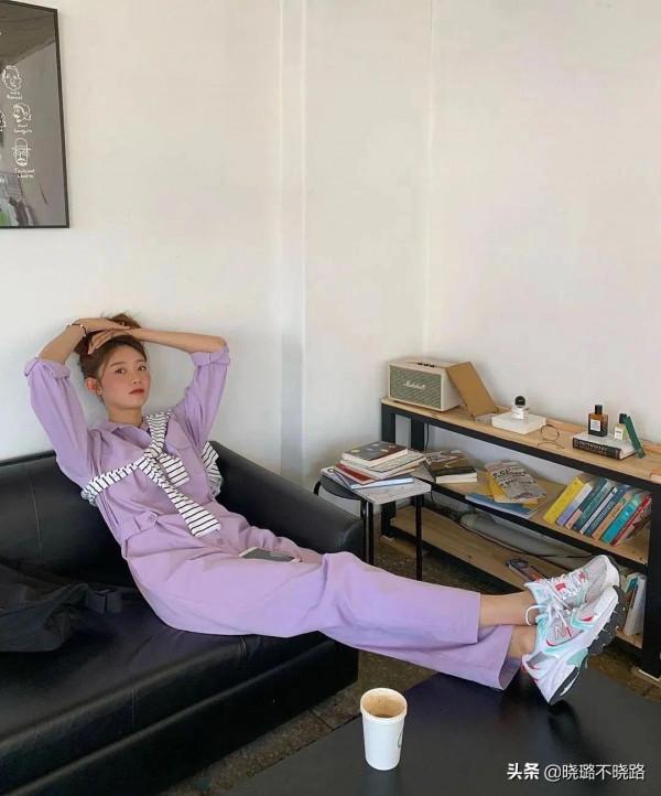 奔四奔五的女人,儘量少穿黑白灰!多穿這“高階色”,非常顯氣質 奔四奔五的女人,儘量少穿黑白灰!多穿這“高階色”,非常顯氣質