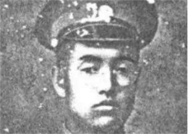 他是黃埔四期生，為掩護紅軍部隊壯烈犧牲，卻被電視劇塑造成反派