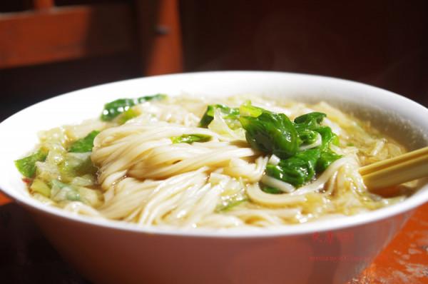 開國少將養傷,吃了一塊肉餅子,護士好奇地問:這是什麼肉? 開國少將養傷,吃了一塊肉餅子,護士好奇地問:這是什麼肉?