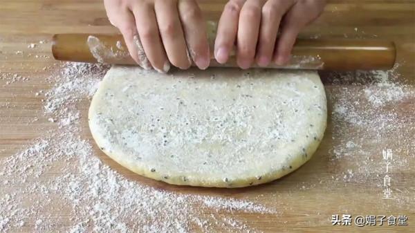 北方特色炸麻葉，教你3種花形，酥脆可口，越嚼越香，過年都愛吃