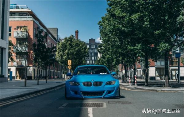 「轂銳馳」一臺融入了JDM元素的寶馬E93 335i 「轂銳馳」一臺融入了JDM元素的寶馬E93 335i