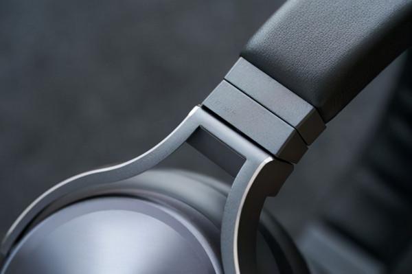 美商海盜船VIRTUOSO鑑賞家RGB XT體驗：高品質多模旗艦遊戲耳機