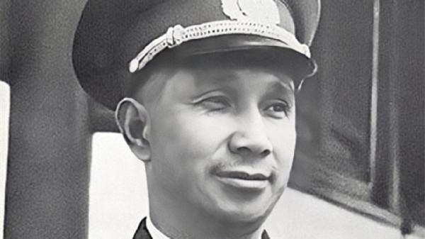 淮海戰役最艱難的時候，粟裕接到毛主席的電報：可抵40萬大軍