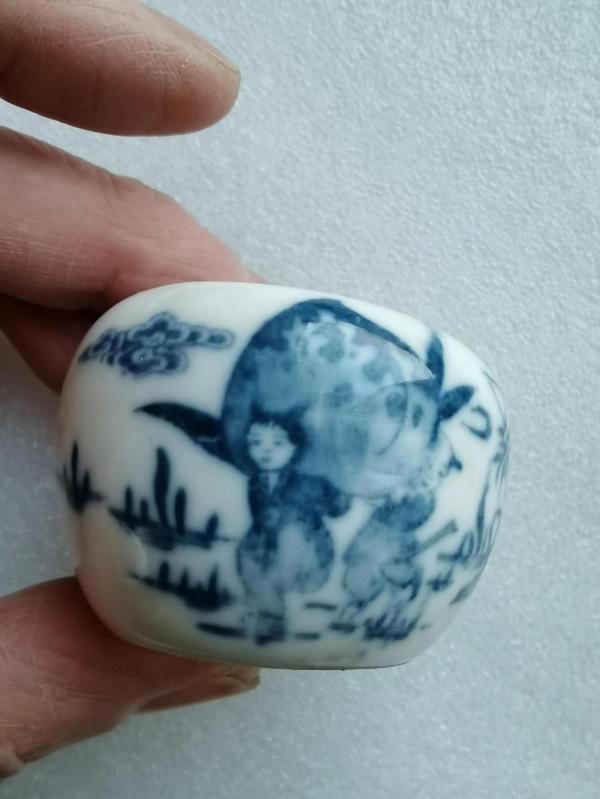 “三子祝壽”手繪青花鳥食罐