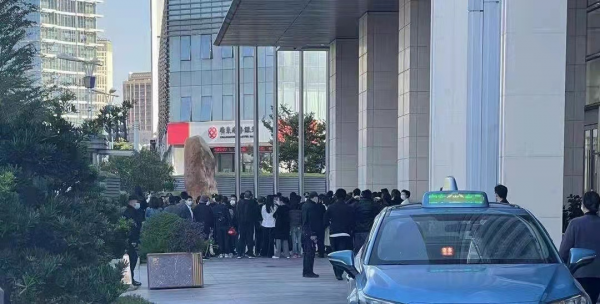 房企讓人“看不懂”的操作