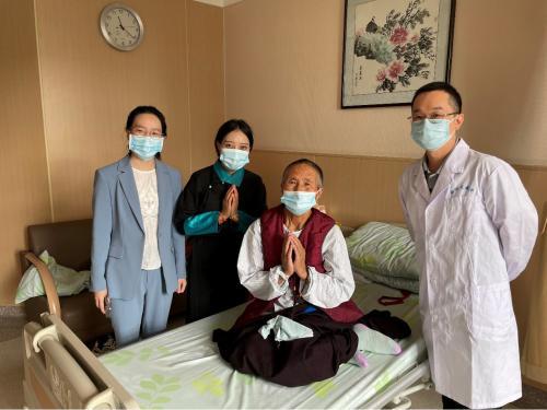 從一片模糊到觸目可及“光明行”助藏民重獲光明