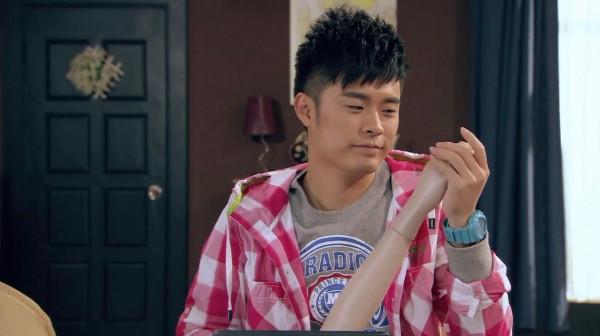 10位“演誰都像自己”的演員,老戲骨也套路化,陳道明、靳東上榜 10位“演誰都像自己”的演員,老戲骨也套路化,陳道明、靳東上榜