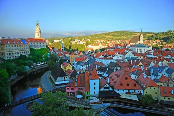 10年深度+豪華遊玩60國