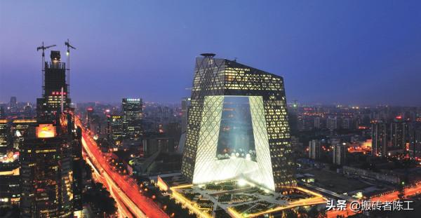 中國建築業五大巨頭，紛紛進入世界500強前百名，一私企揚威