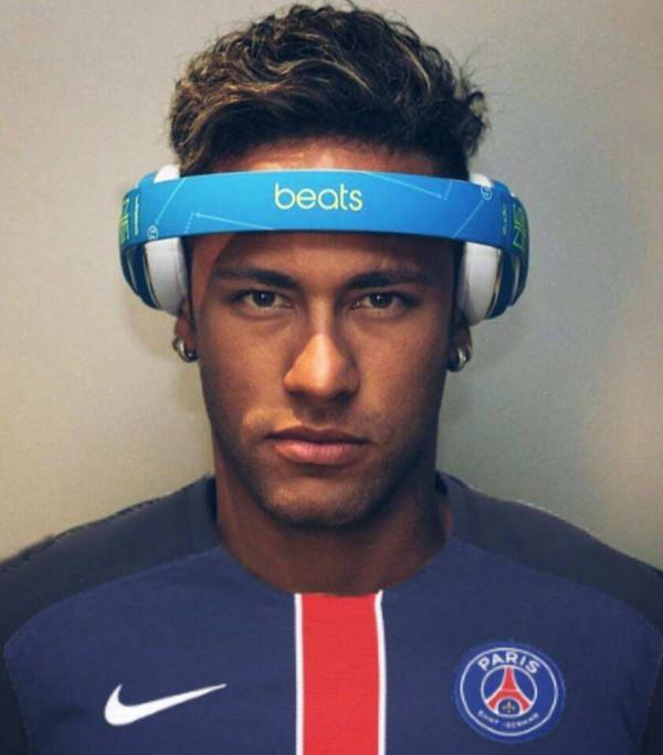 體壇界粉絲最多的5大巨星：喬丹無緣入圍，詹姆斯墊底，C羅太無敵