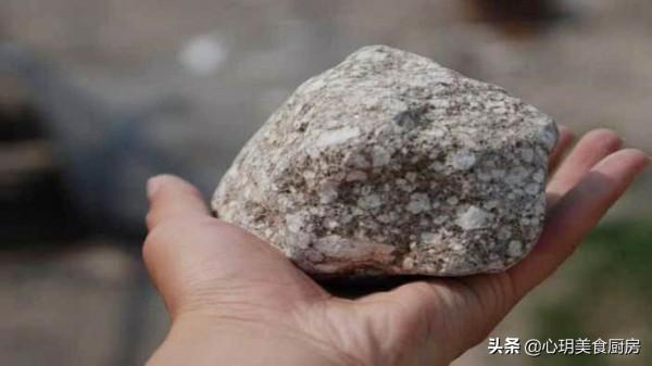 不粘鍋內膽有毒還會致癌，掉了塗層還能不能用？這篇文章讓你讀懂