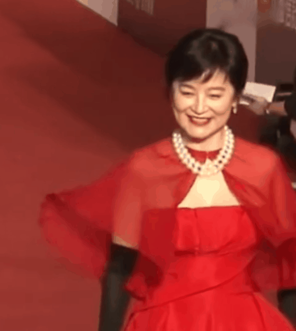 “頂級美人”的尷尬現狀：大多不願自然老去，一個比一個臉僵