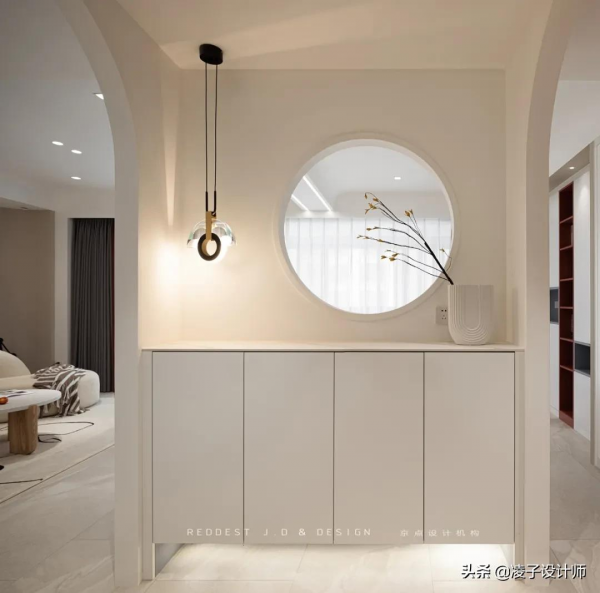 142m²簡約柔美三居,雙動線玄關、開放式書房和酒店式主臥套房 142m²簡約柔美三居,雙動線玄關、開放式書房和酒店式主臥套房