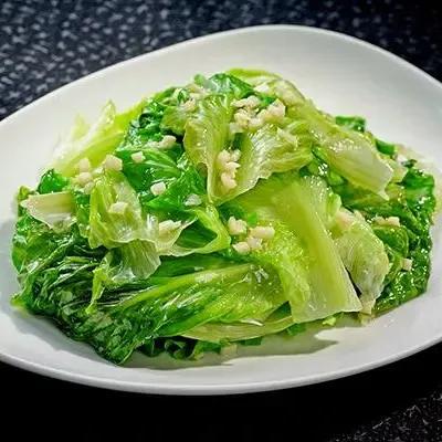 每天吃點蔬菜必不可少，這5道蔬菜，營養又美味，不妨多吃點