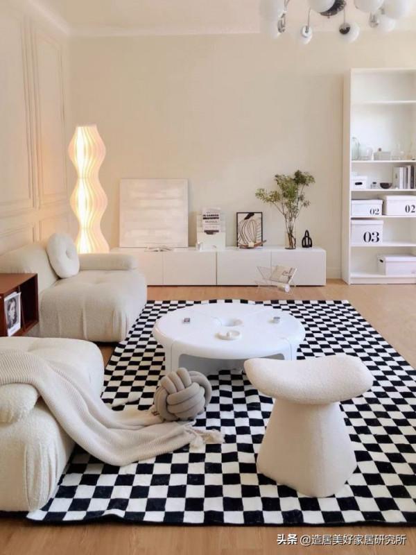 棋盤格的空間運用，讓家時尚又高階