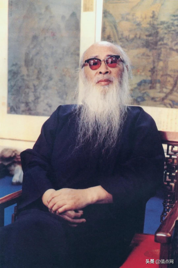 張大千極罕見「朱橙潑彩」染寫秋色 美術館級鉅作驚豔亮相中國嘉德 張大千極罕見「朱橙潑彩」染寫秋色 美術館級鉅作驚豔亮相中國嘉德