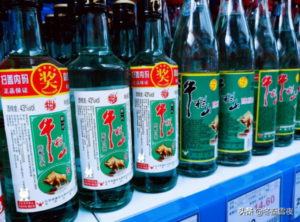 喝白酒，認準瓶身“2個記號”，不管價格高低，都是純糧食好酒