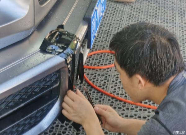 賓士G63花十幾萬改裝值得嗎？看效果就知道了