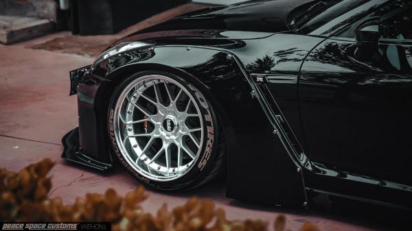 賽道只是這臺千匹GT-R的起點,貼近地面才是最終歸宿 賽道只是這臺千匹GT-R的起點,貼近地面才是最終歸宿