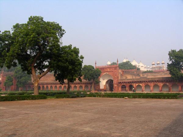 探訪莫臥兒王朝的都城——阿格拉堡 探訪莫臥兒王朝的都城——阿格拉堡