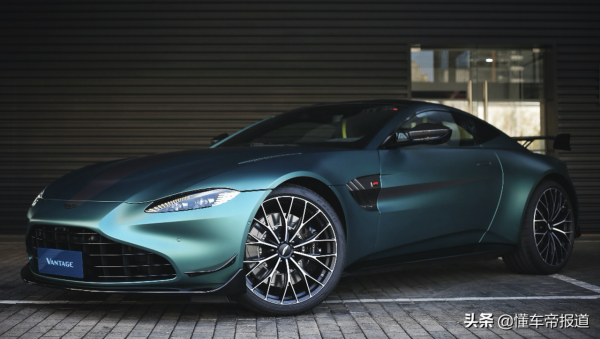 新車 | 206.8萬起，阿斯頓·馬丁Vantage F1特別版到店，國內開啟交付