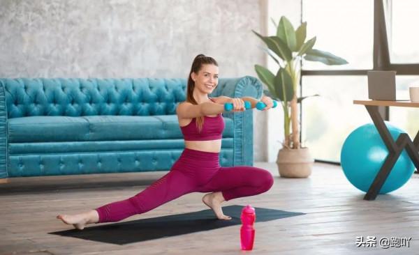 大重量還是自由重量對肌肉更友好