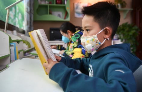 魯迅文章被移除課本，大量明星被編入教材試卷，對學生有好處嗎