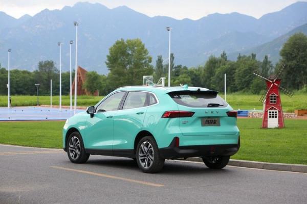 試駕國產首款混動SUV,百公里油耗竟不到5升!WEY瑪奇朵香不香? 試駕國產首款混動SUV,百公里油耗竟不到5升!WEY瑪奇朵香不香?