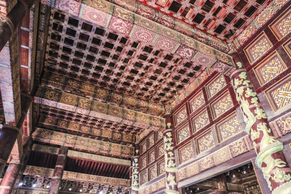 清東陵裡那些有故事的女人——晚清“無冕女皇”慈禧和她的奢華陵寢