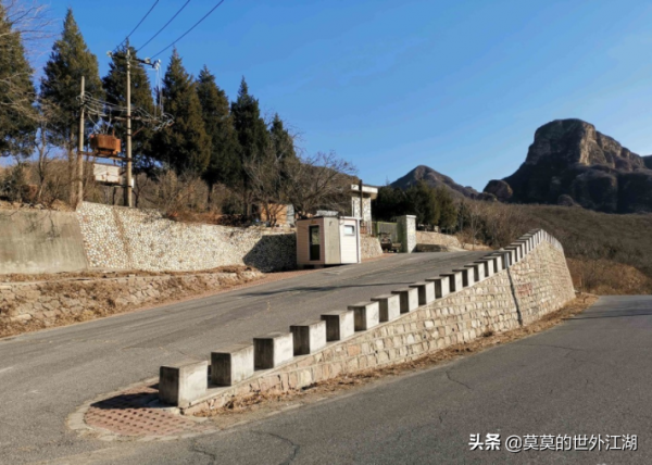 北京昌平，巨石幽谷的冰河世界，冬季依然美麗，休閒遛彎好去處