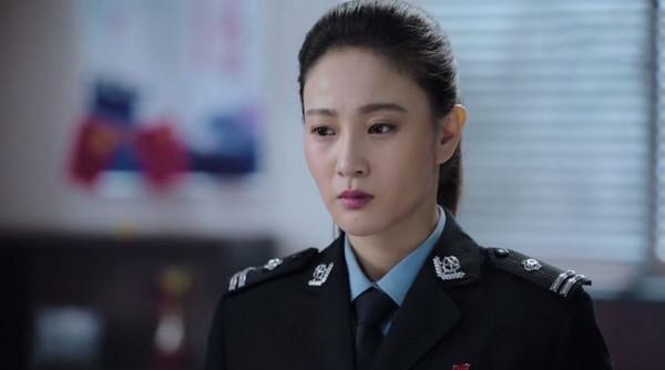 《開端》劉濤演警花被嘲太假？和這7位女星一對比，她好做作