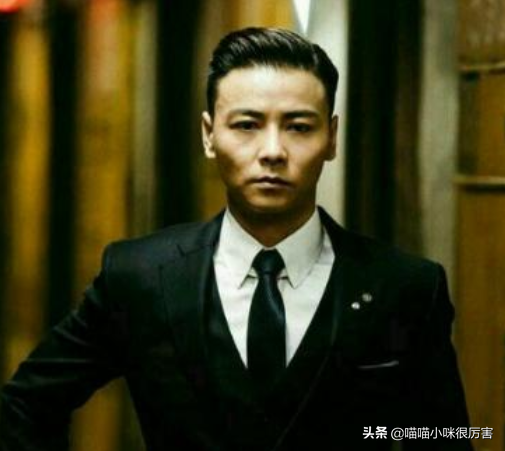 太瘦土氣大方臉，年輕時很一般，老了卻變帥的8位男星，不服不行