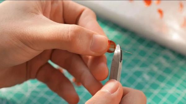 手工DIY丨值得一試的小手工（琥珀金魚篇）