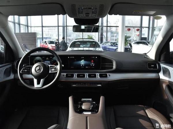 非常受關注的豪華大型SUV,車長超5.2米,比攬勝還豪華 非常受關注的豪華大型SUV,車長超5.2米,比攬勝還豪華