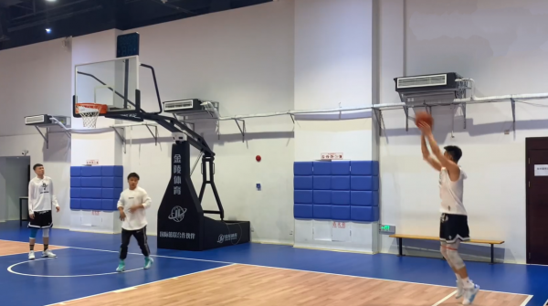 CBA3訊息:李楠甩鍋,國產後衛群崛起,林書豪百發百中 CBA3訊息:李楠甩鍋,國產後衛群崛起,林書豪百發百中