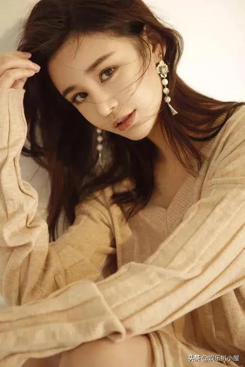 邱意濃是《追龍2》顏值擔當，在《倚天》被嘲整容，網友相差太大