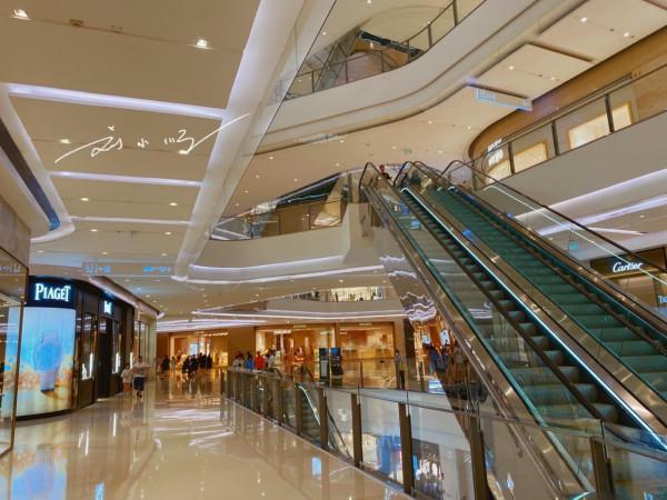 重慶唯一有愛馬仕的高檔商場,卻選址在九龍坡區,遊客:出乎意料 重慶唯一有愛馬仕的高檔商場,卻選址在九龍坡區,遊客:出乎意料