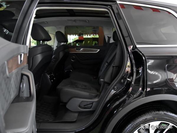 大尺寸次旗艦,實惠價格的大SUV,還是2.0T自動擋,帶你看紅旗HS7 大尺寸次旗艦,實惠價格的大SUV,還是2.0T自動擋,帶你看紅旗HS7