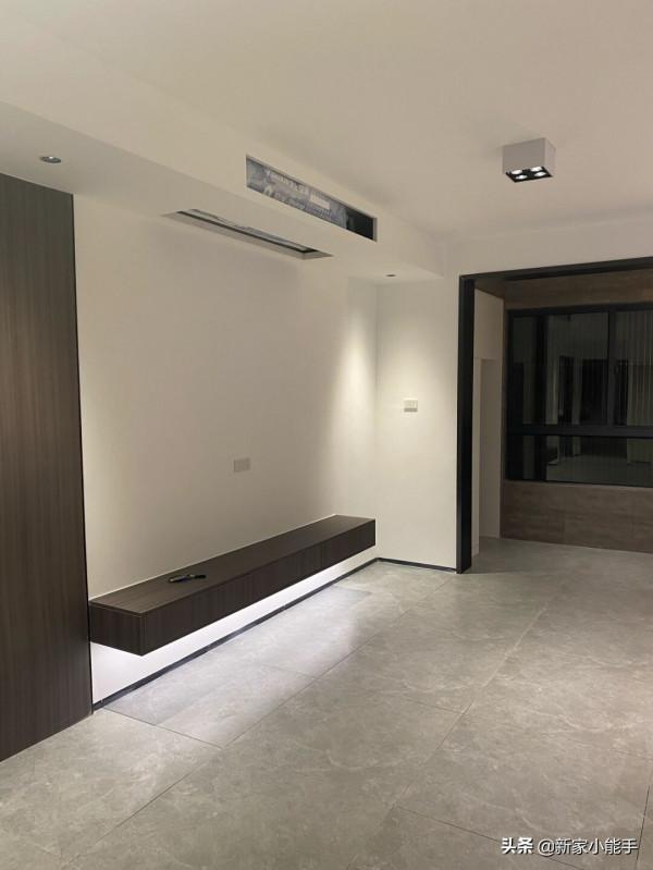 歷時五個月硬裝完工,簡單裝修,無主燈的設計一家人都滿意 歷時五個月硬裝完工,簡單裝修,無主燈的設計一家人都滿意