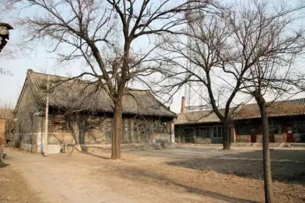 房山一寺廟竟由皇帝下旨建造!相傳是太子出家之地,還有一“絕景”→ 房山一寺廟竟由皇帝下旨建造!相傳是太子出家之地,還有一“絕景”→