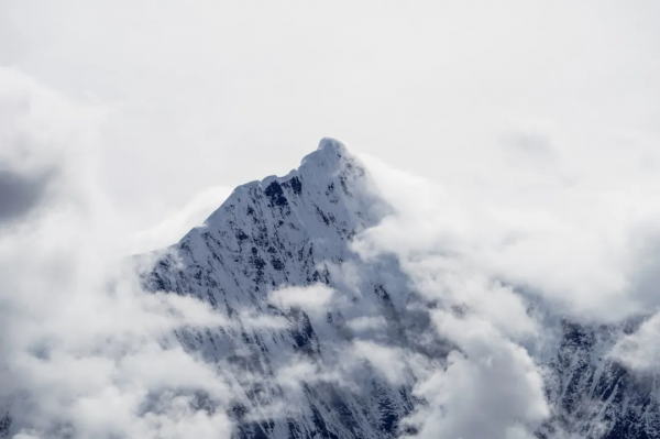 一生一定要看一次的日照金山，究竟有多美？