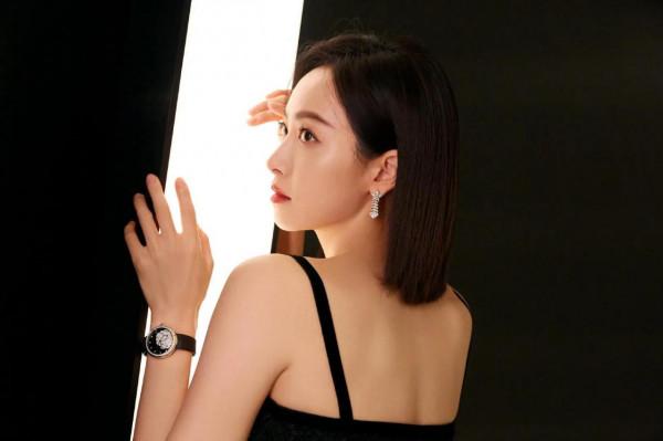 香奈兒品牌形象大使宋茜，美麗知性，優雅，散發迷人的氣息