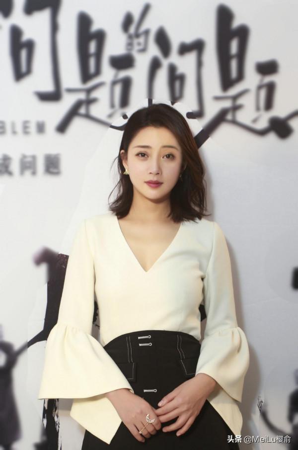 殷桃身形太美了,氣質驚豔,女人味十足 殷桃身形太美了,氣質驚豔,女人味十足