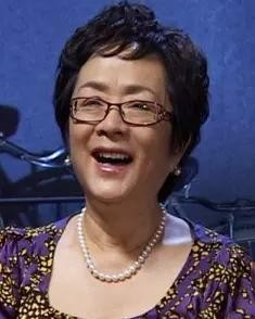 80年代風靡全國的歌唱家謝莉斯:50歲患上腦梗,67歲女兒去世 80年代風靡全國的歌唱家謝莉斯:50歲患上腦梗,67歲女兒去世