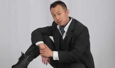 趙本山為何在東北無人敢惹，四位保鏢個個實力驚人，立過汗馬功勞