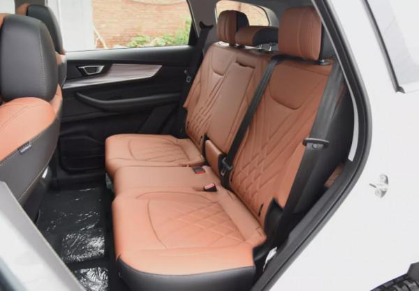 個大料足！上汽大通MAXUS D60對比奇瑞瑞虎8