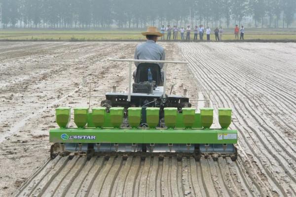 中國工程院院士羅錫文：無人農場是數字農業的實現途徑之一