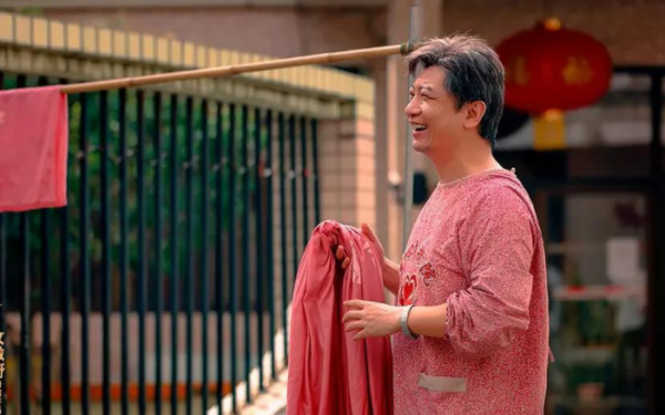 《笨小孩》破5億，易烊千璽演技大讚，6位配角同樣功不可沒